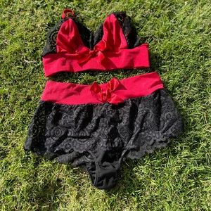 Leg Avenue Black and Red Lingerie Set